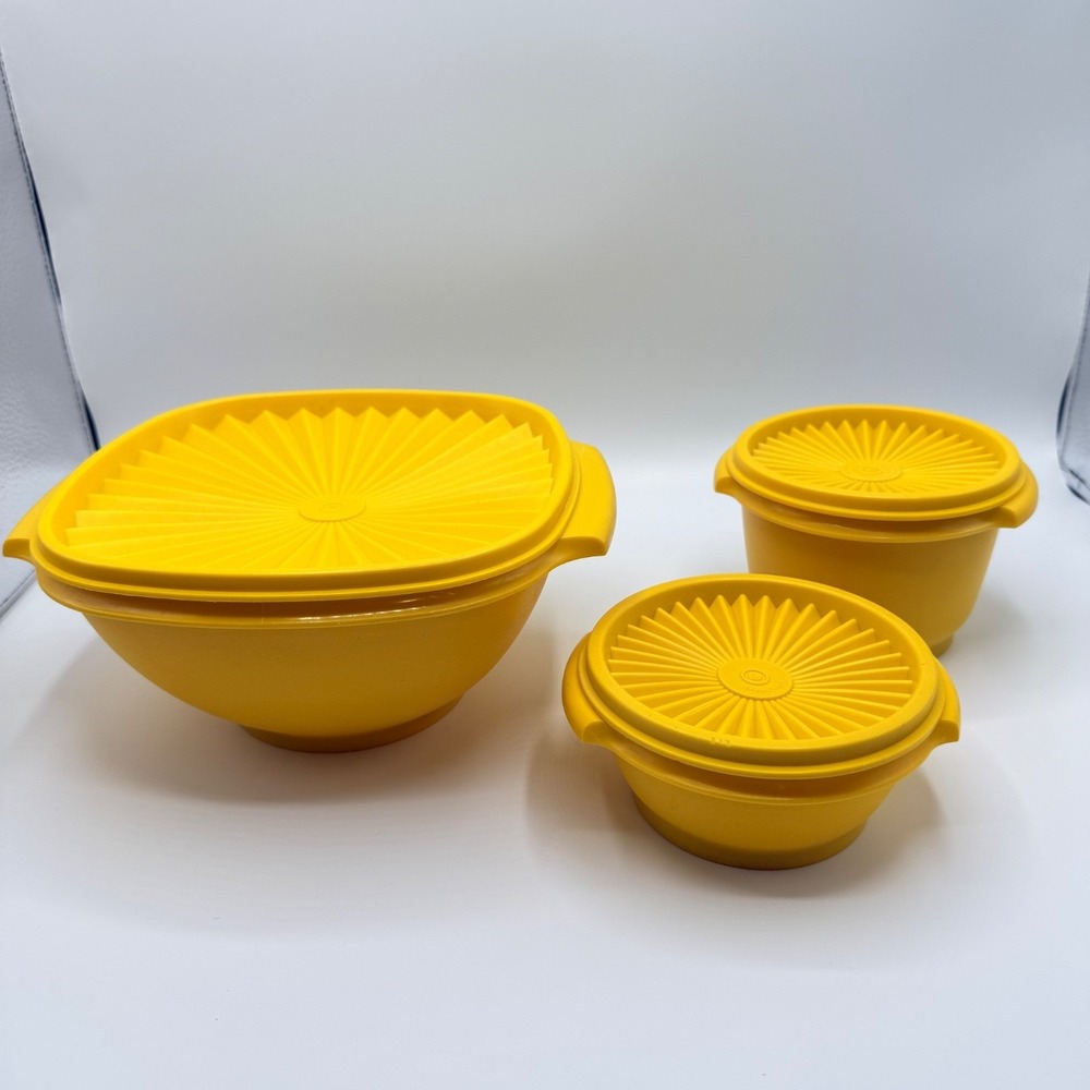 Tupperware Harvest Gold Yellow Servalier Bowl 836 1323 886